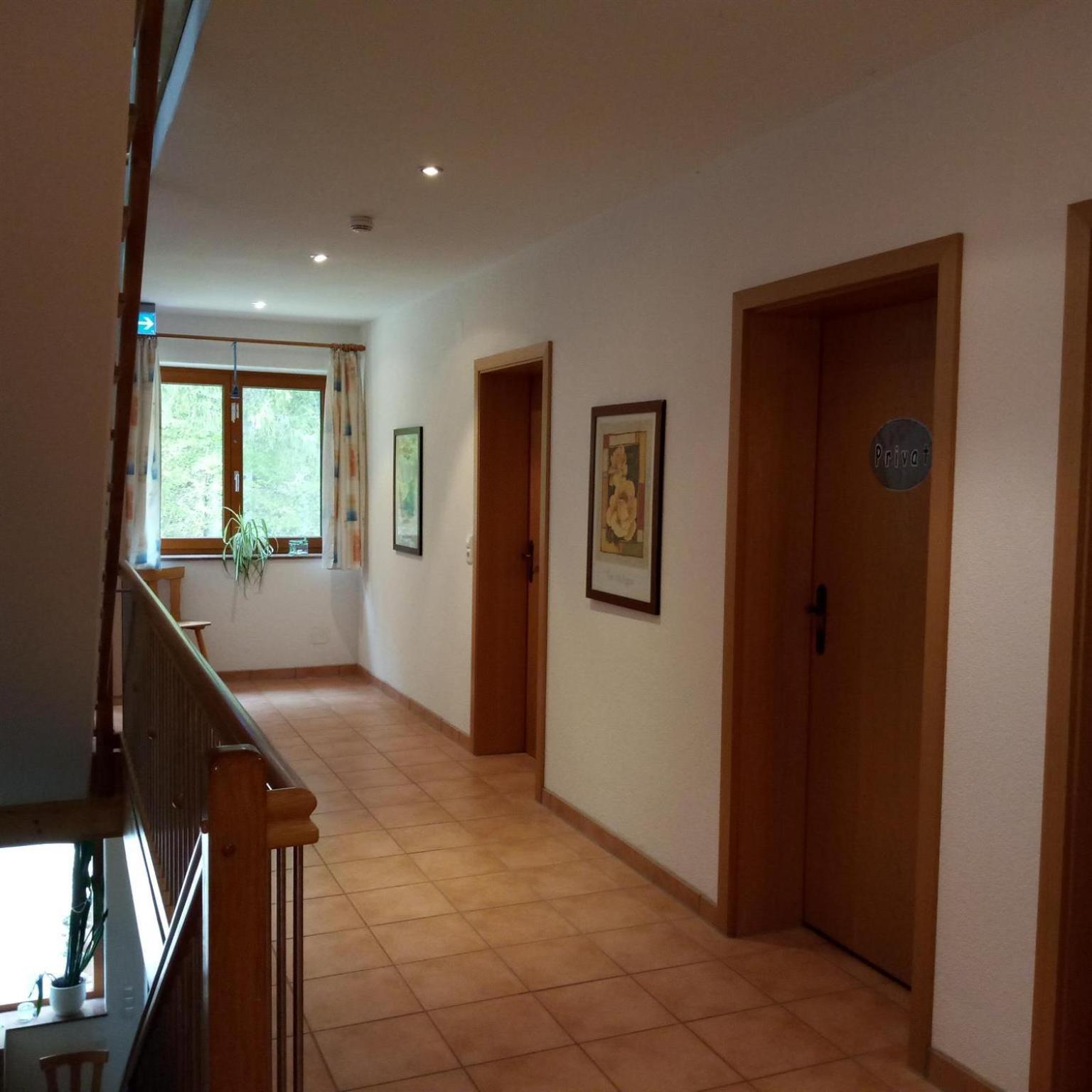 אמצל Gasthof Gruener Baum "Kongo" חדר תמונה
